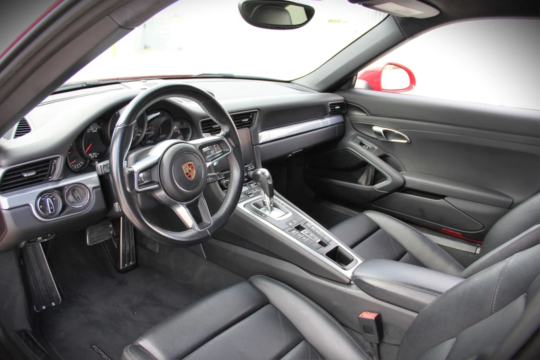 2017 Porsche 991 Carrera - Image 26 of 31