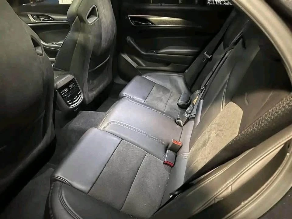 2017 Cadillac CTS-V 3rd Gen - Image 4 of 5