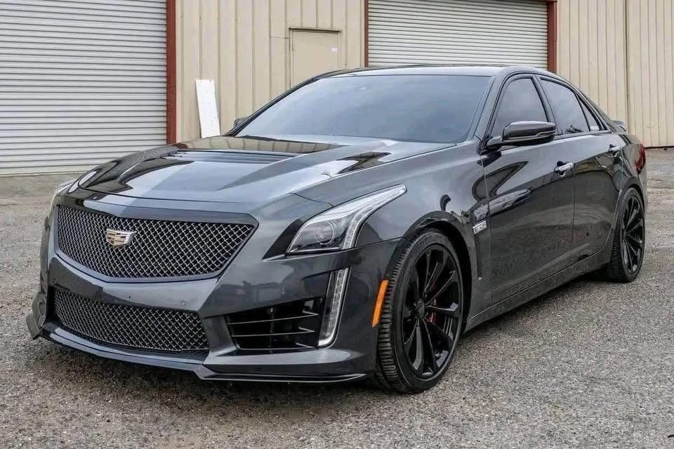 2017 Cadillac CTS-V 3rd Gen - Image 3 of 5