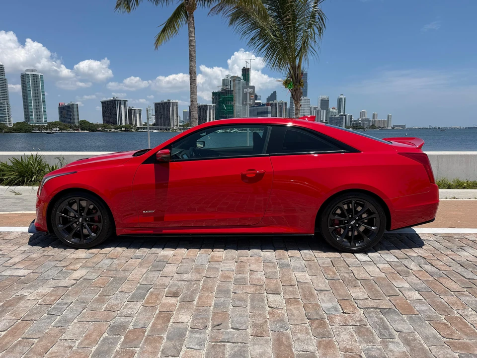 2017 Cadillac ATS-V - Image 13 of 31