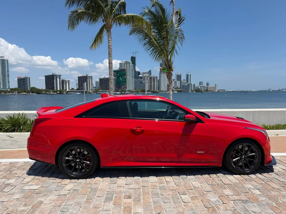 2017 Cadillac ATS-V - Image 25 of 31