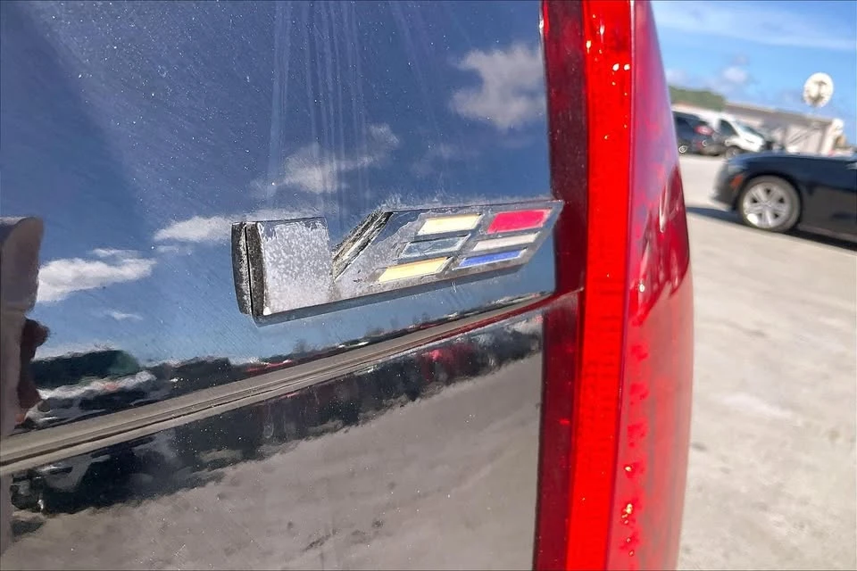 2017 Cadillac ATS-V - Image 7 of 19