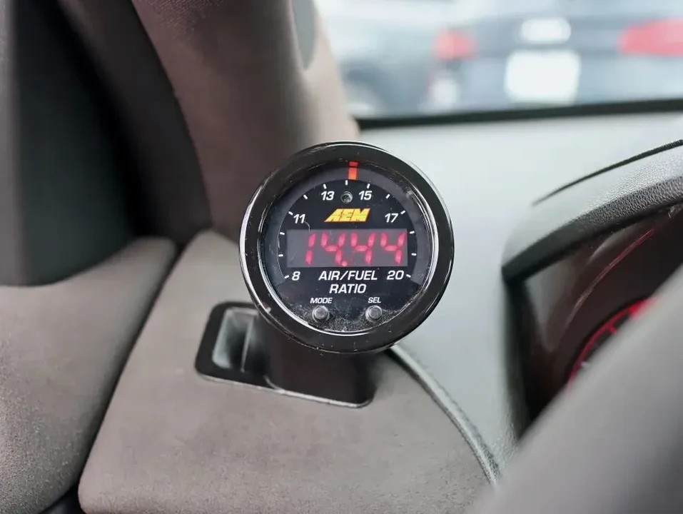 2017 Cadillac ATS-V - Image 15 of 20