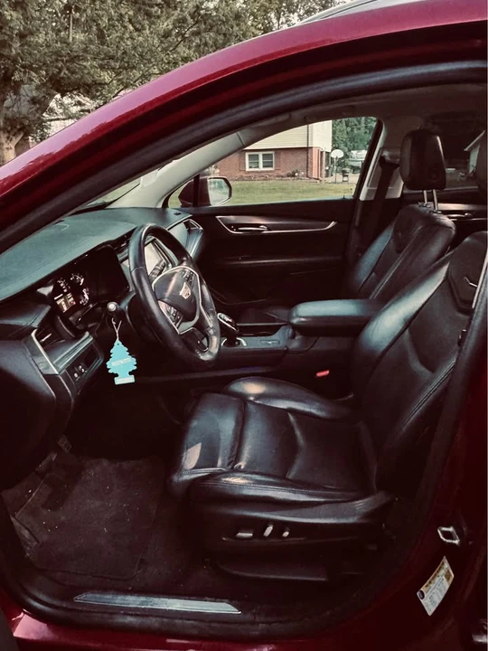2017 Cadillac CT5 - Image 9 of 21