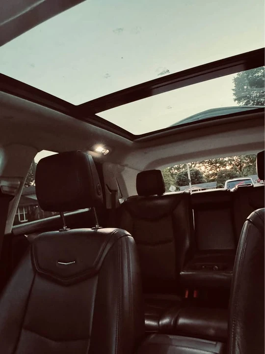 2017 Cadillac CT5 - Image 10 of 21