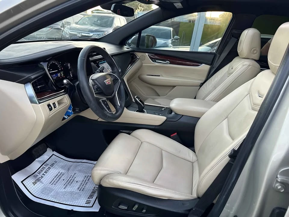 2017 Cadillac CT5 - Image 12 of 17