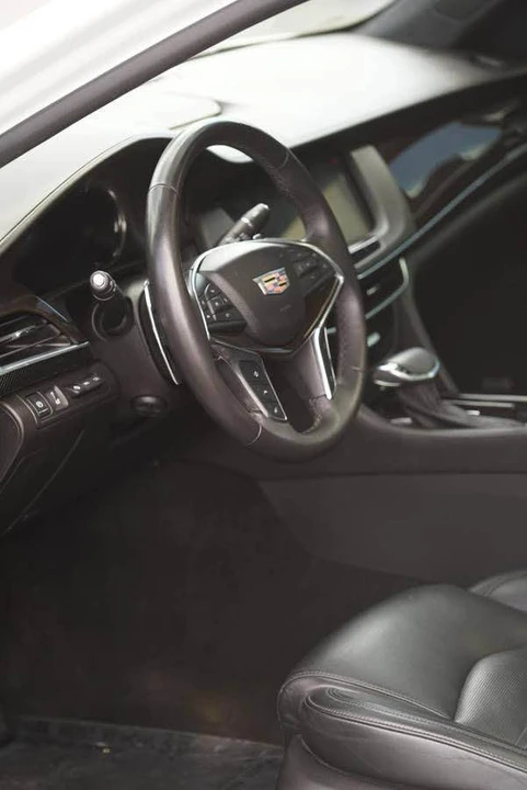 2017 Cadillac CT6 - Image 12 of 13