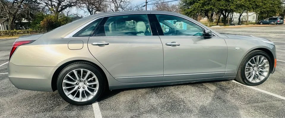 2017 Cadillac CT6 - Image 4 of 9