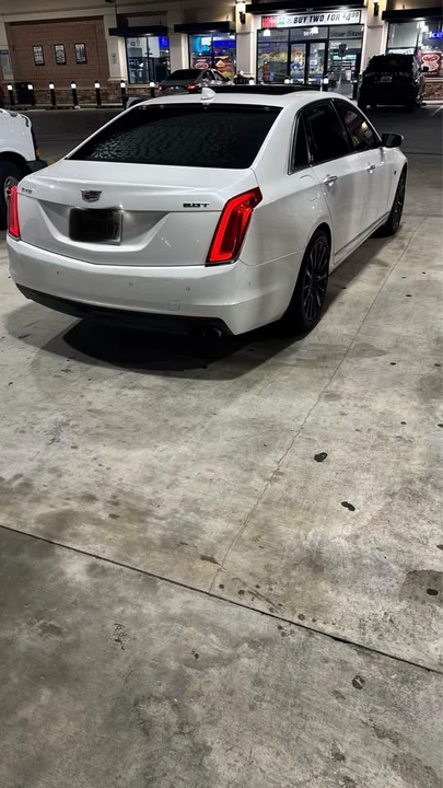 2017 Cadillac CT6 - Image 2 of 11
