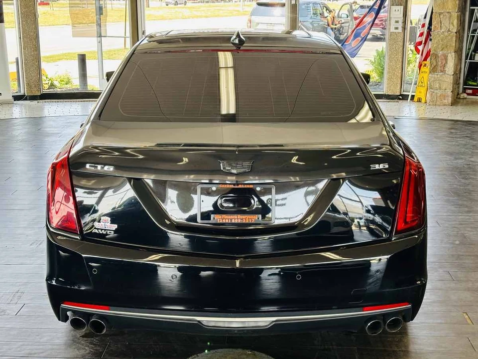 2017 Cadillac CT6 - Image 8 of 31