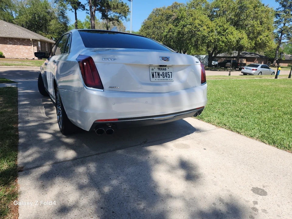 2017 Cadillac CT6 - Image 5 of 18