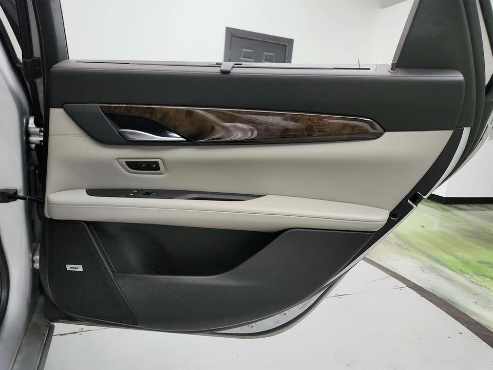 2017 Cadillac CT6 - Image 30 of 31