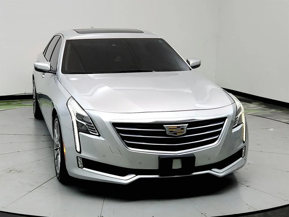 2017 Cadillac CT6 - Image 2 of 31