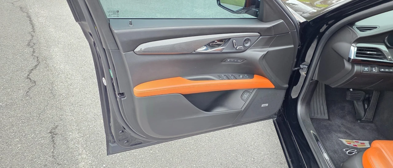 2017 Cadillac CT6 - Image 15 of 21