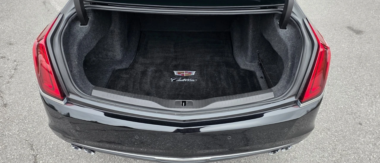 2017 Cadillac CT6 - Image 14 of 21