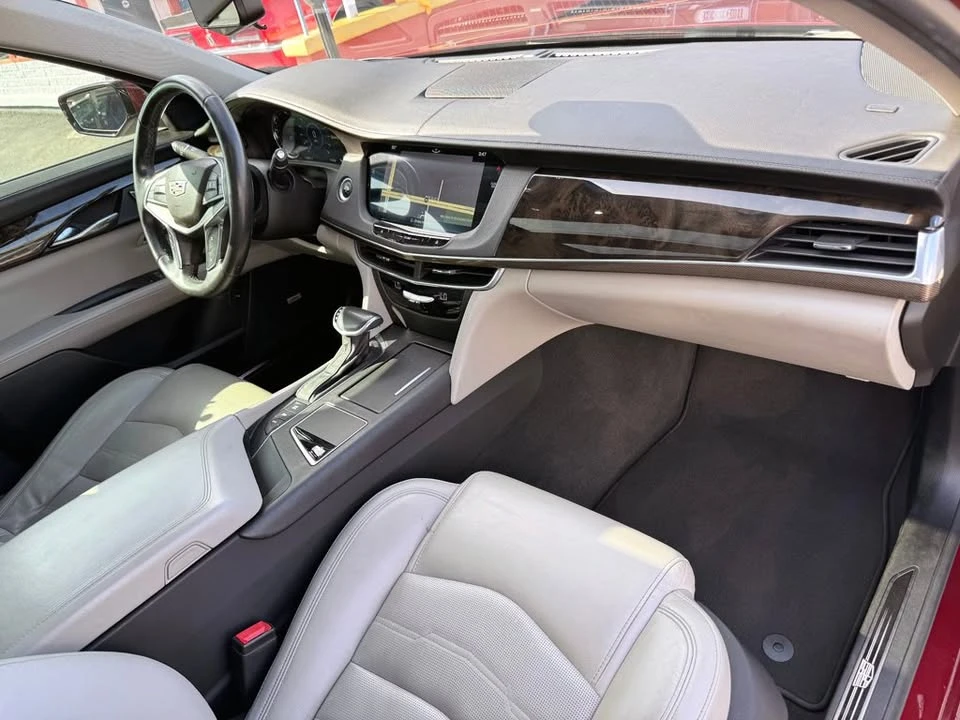 2017 Cadillac CT6 - Image 15 of 20