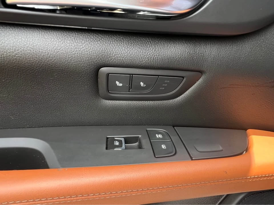 2017 Cadillac CT6 - Image 15 of 20