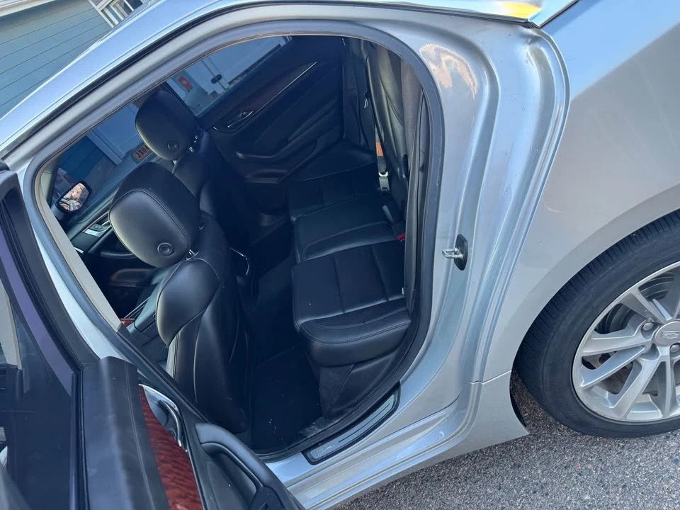 2017 Cadillac CTS 3rd Gen - Image 6 of 7
