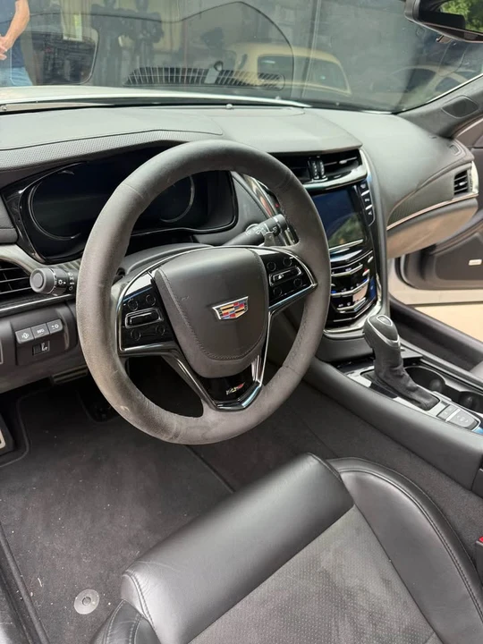 2017 Cadillac CTS-V 3rd Gen - Image 5 of 11