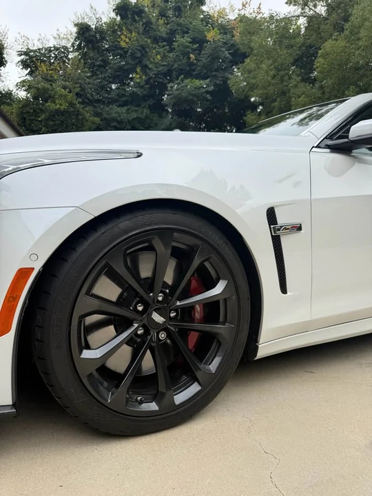 2017 Cadillac CTS-V 3rd Gen - Image 3 of 11