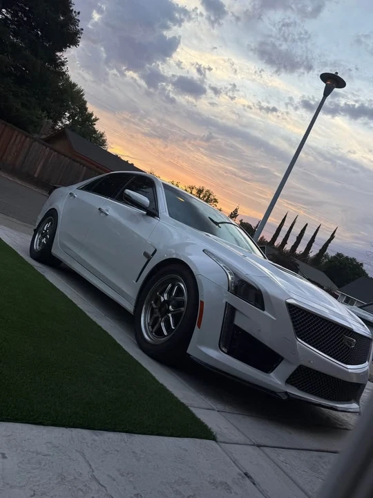 2017 Cadillac CTS 3rd Gen - Image 9 of 10