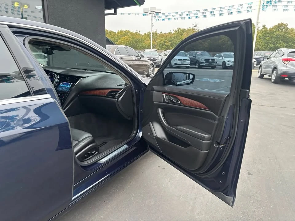 2017 Cadillac CTS 3rd Gen - Image 8 of 12