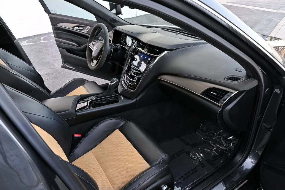 2017 Cadillac CTS-V 3rd Gen - Image 13 of 20