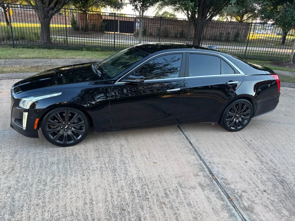 2017 Cadillac CTS-V 3rd Gen - Image 2 of 8