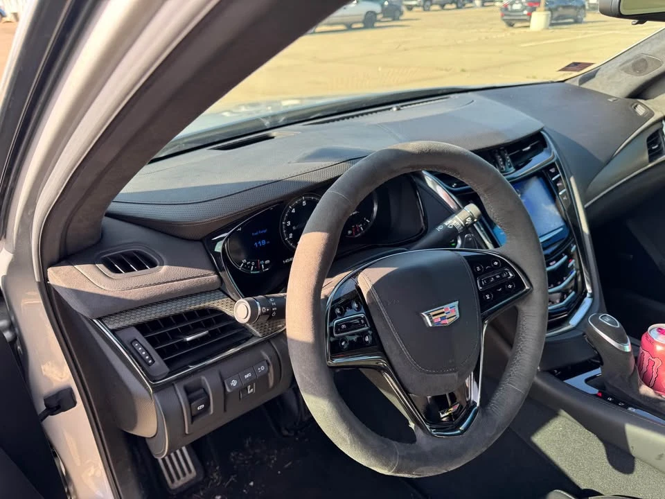 2017 Cadillac CTS-V 3rd Gen - Image 9 of 15
