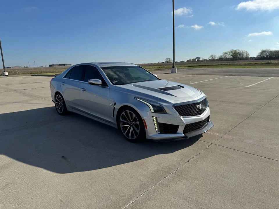 2017 Cadillac CTS-V 3rd Gen - Image 7 of 15