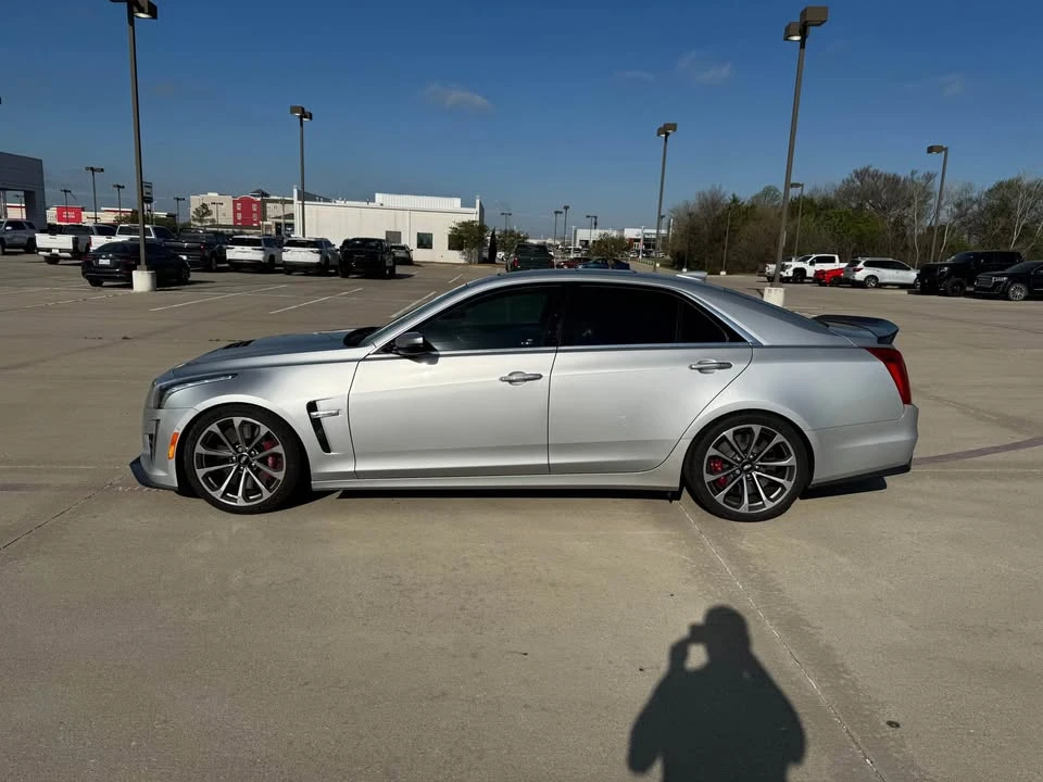 2017 Cadillac CTS-V 3rd Gen - Image 2 of 15
