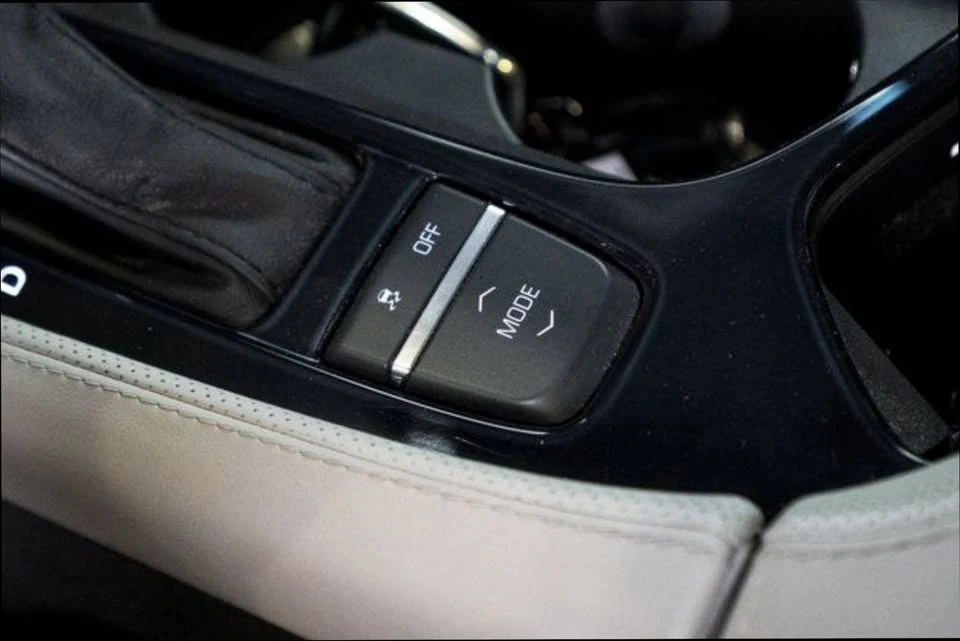 2017 Cadillac CTS 3rd Gen - Image 18 of 20
