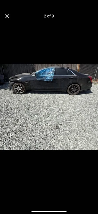 2017 Cadillac CTS-V 3rd Gen - Image 2 of 9