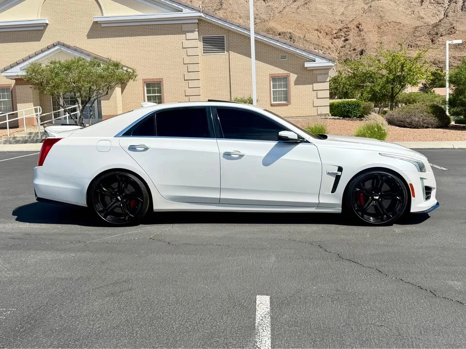 2017 Cadillac CTS 3rd Gen - Image 9 of 19