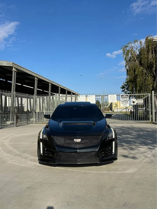 2017 Cadillac CTS-V 3rd Gen - Image 3 of 9