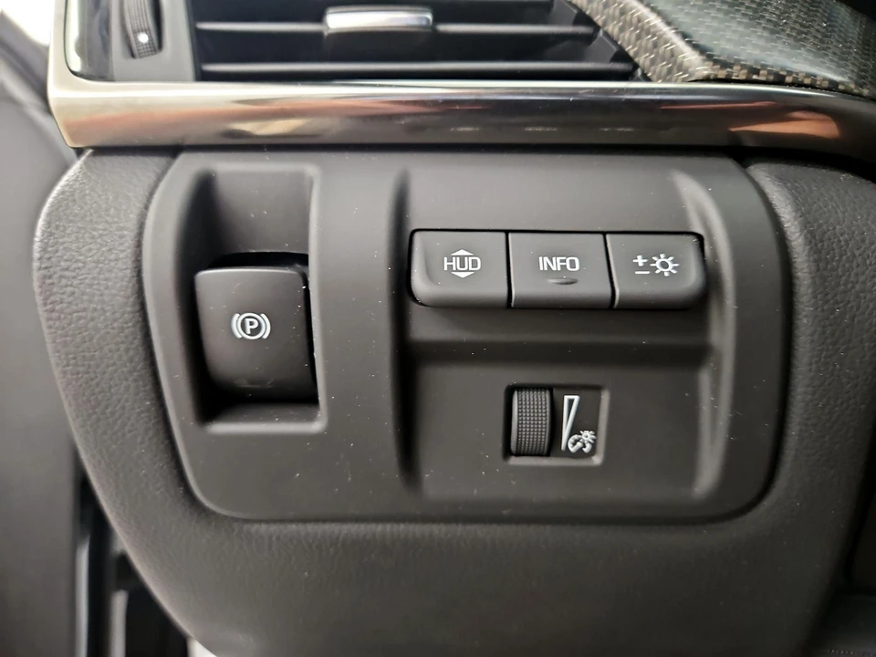 2017 Cadillac CTS-V 3rd Gen - Image 14 of 30