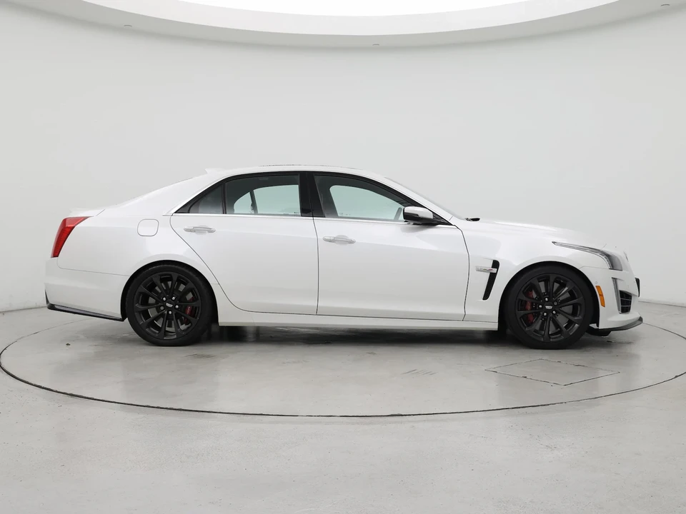 2017 Cadillac CTS-V 3rd Gen - Image 8 of 30