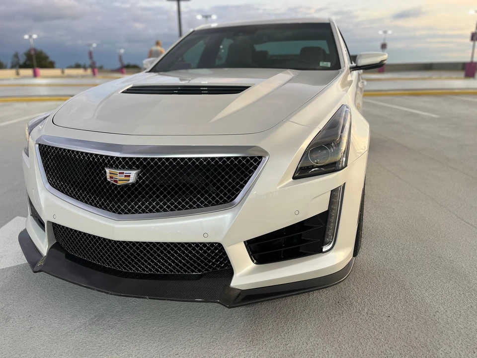 2017 Cadillac CTS-V 3rd Gen - Image 8 of 31