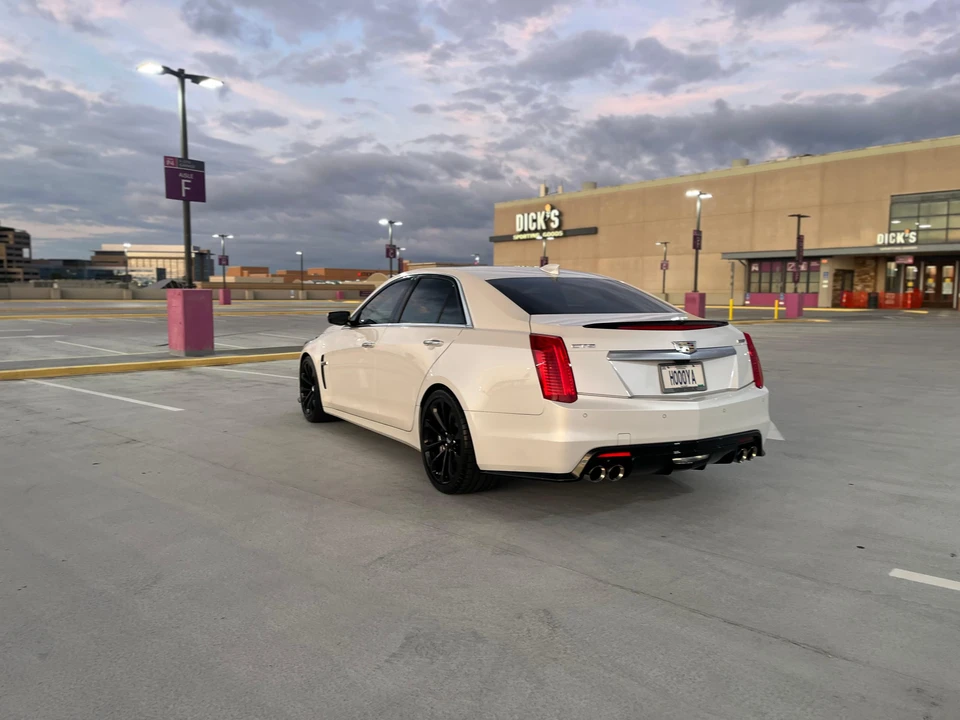 2017 Cadillac CTS-V 3rd Gen - Image 16 of 31