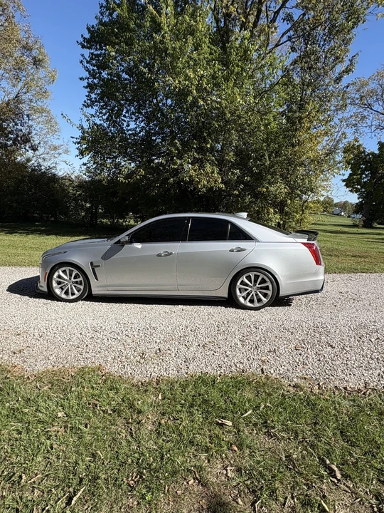 2017 Cadillac CTS-V 3rd Gen - Image 19 of 31