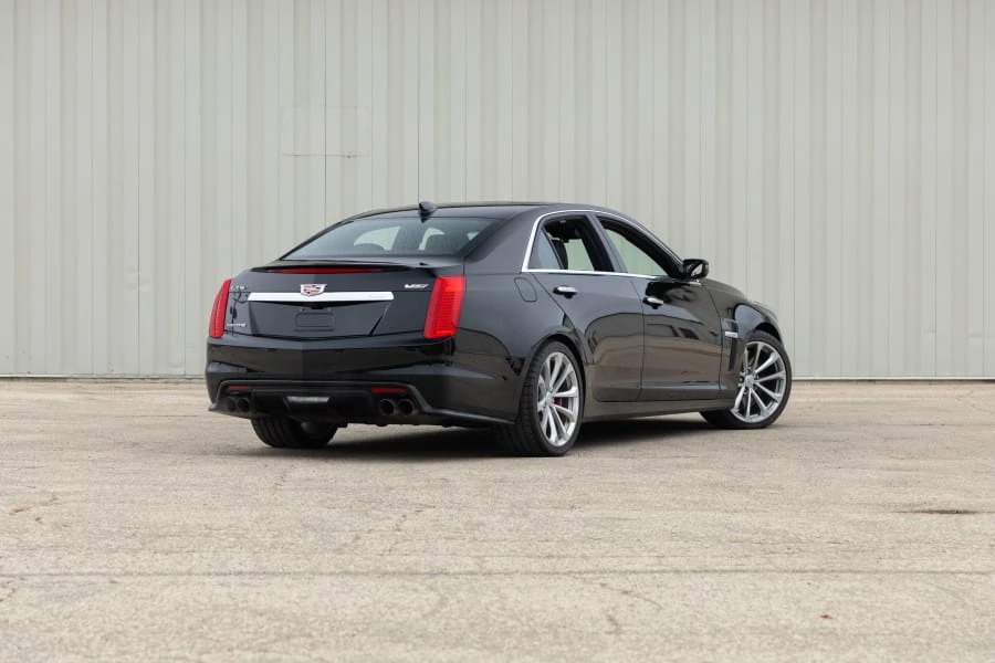 2017 Cadillac CTS-V 3rd Gen - Image 3 of 31
