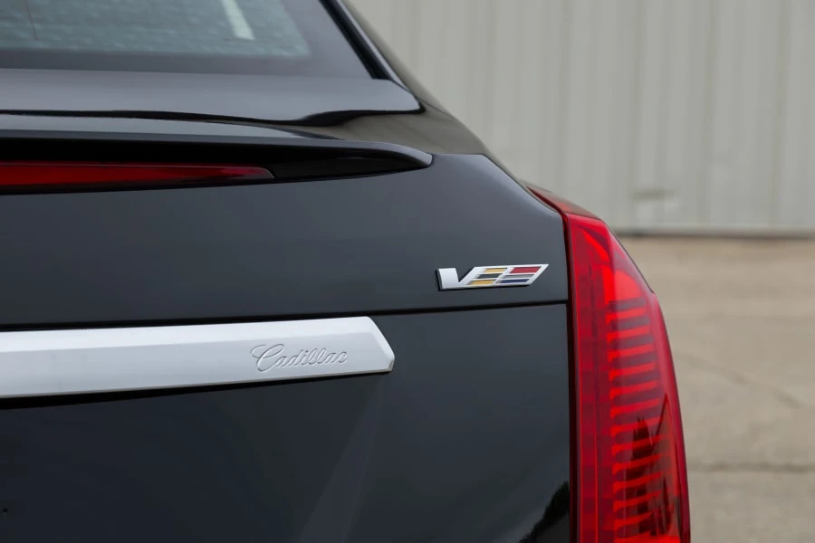 2017 Cadillac CTS-V 3rd Gen - Image 9 of 31