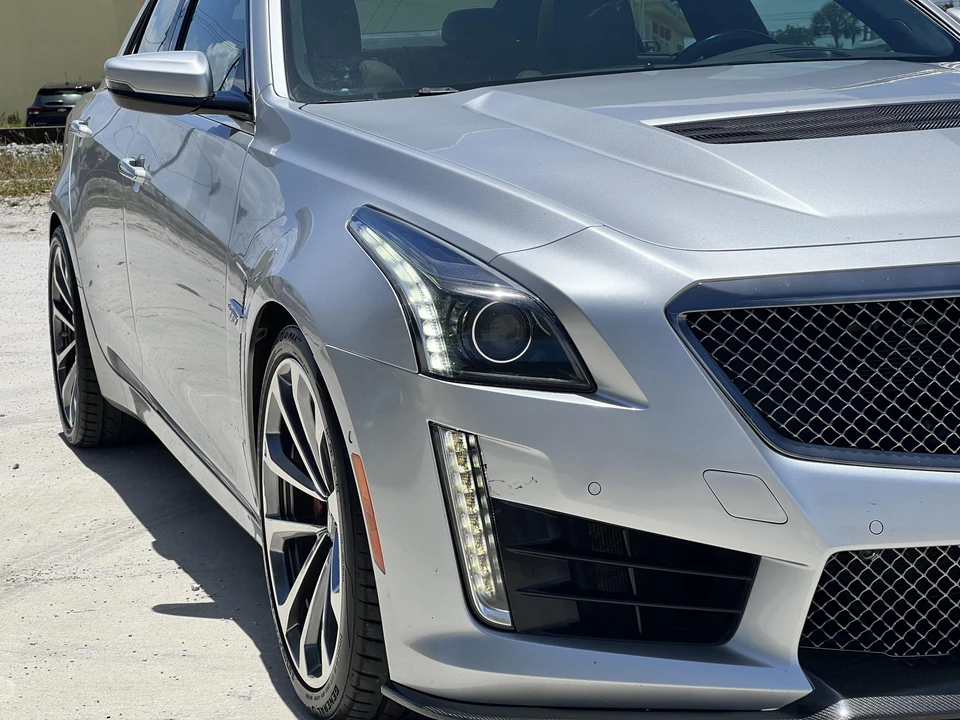 2017 Cadillac CTS-V 3rd Gen - Image 15 of 31
