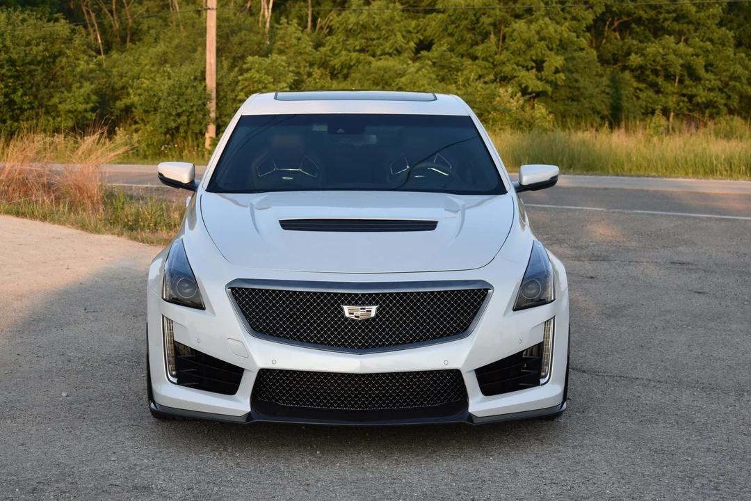 2017 Cadillac CTS-V 3rd Gen - Image 23 of 31