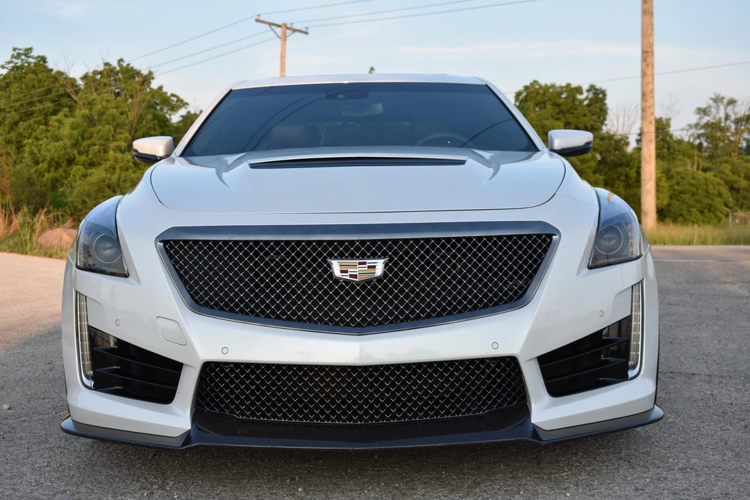 2017 Cadillac CTS-V 3rd Gen - Image 25 of 31