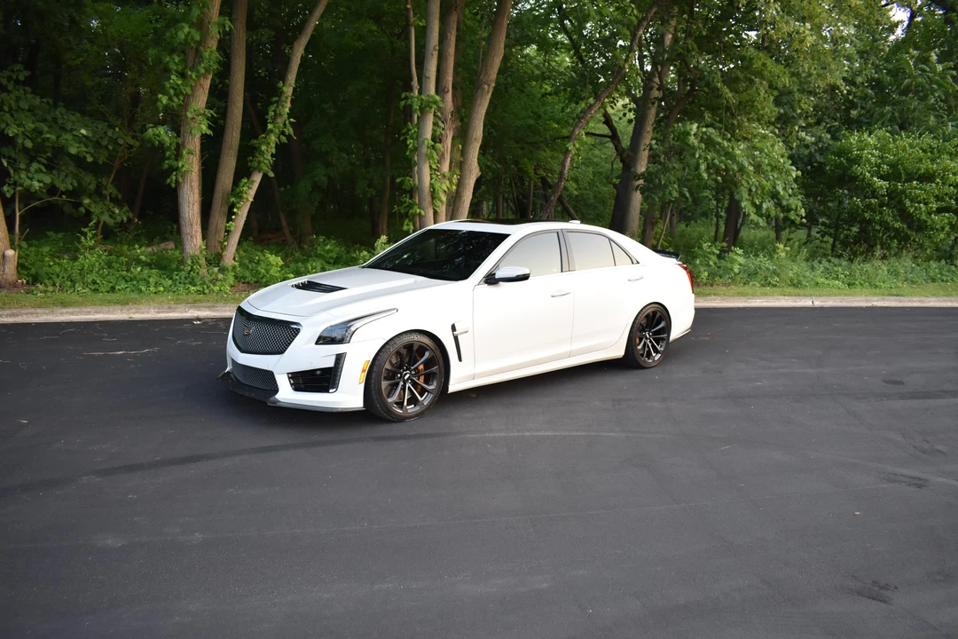 2017 Cadillac CTS-V 3rd Gen - Image 3 of 31
