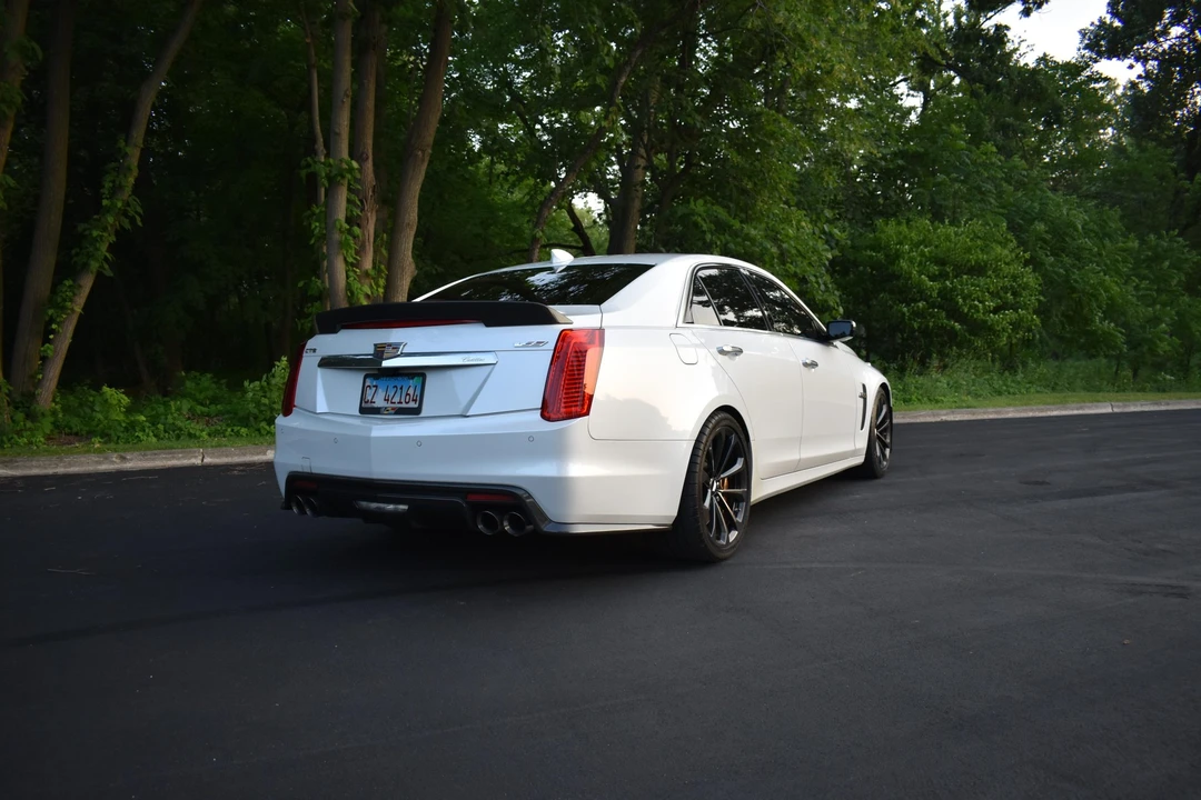 2017 Cadillac CTS-V 3rd Gen - Image 11 of 31