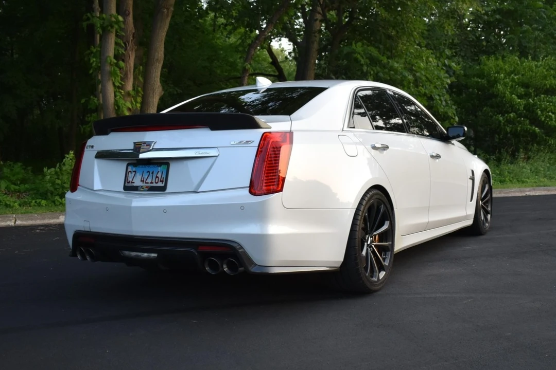 2017 Cadillac CTS-V 3rd Gen - Image 12 of 31