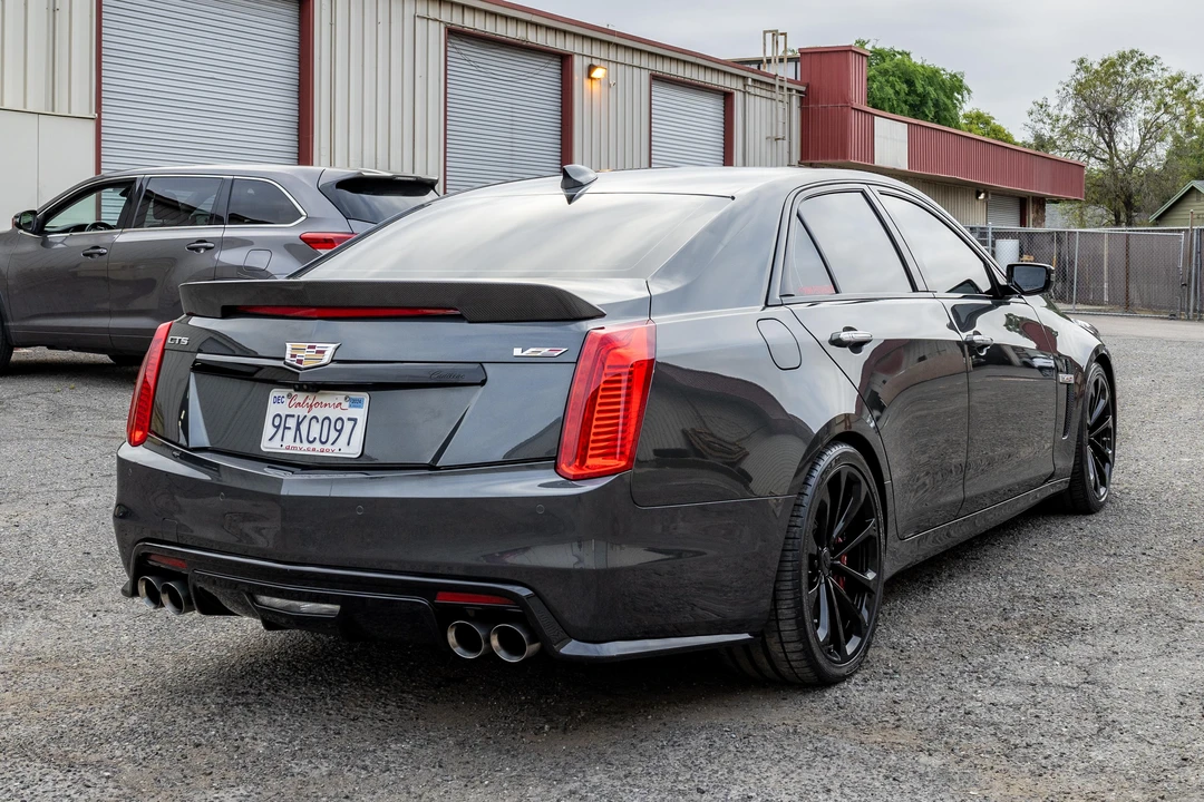 2017 Cadillac CTS-V 3rd Gen - Image 9 of 31