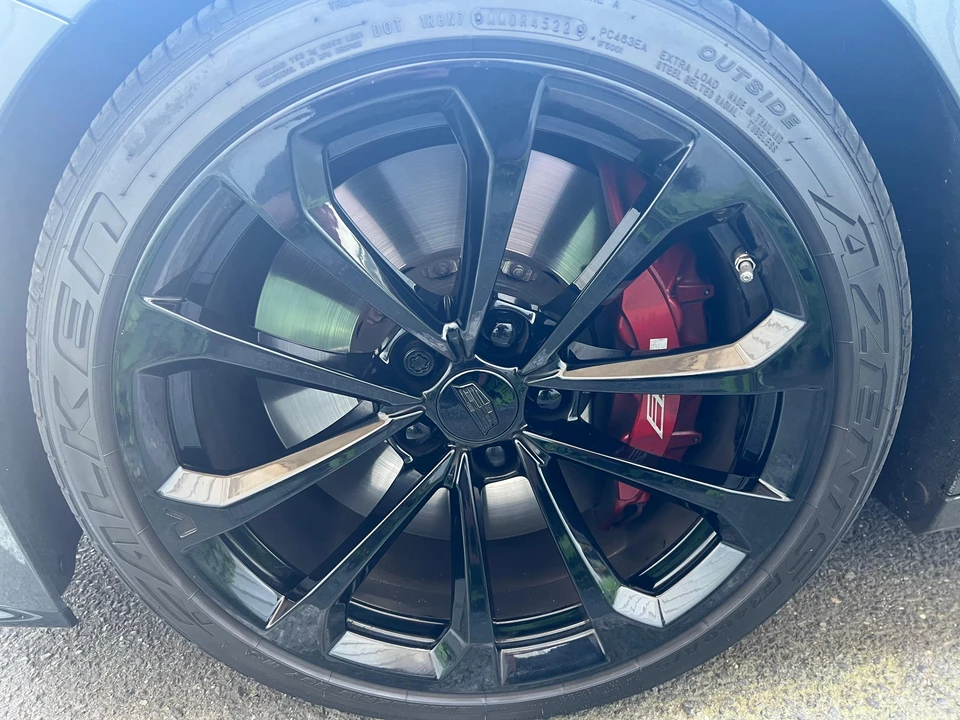 2017 Cadillac CTS-V 3rd Gen - Image 23 of 31